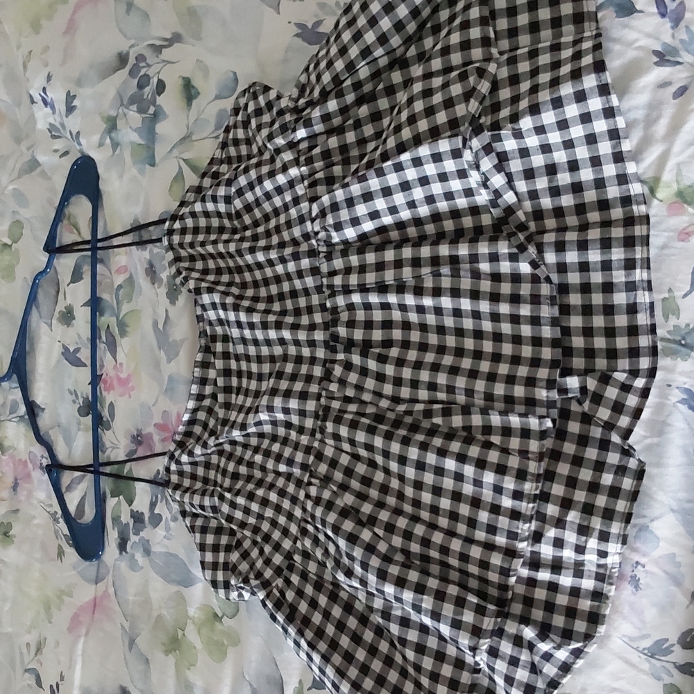 Spaghetti strapped shirt